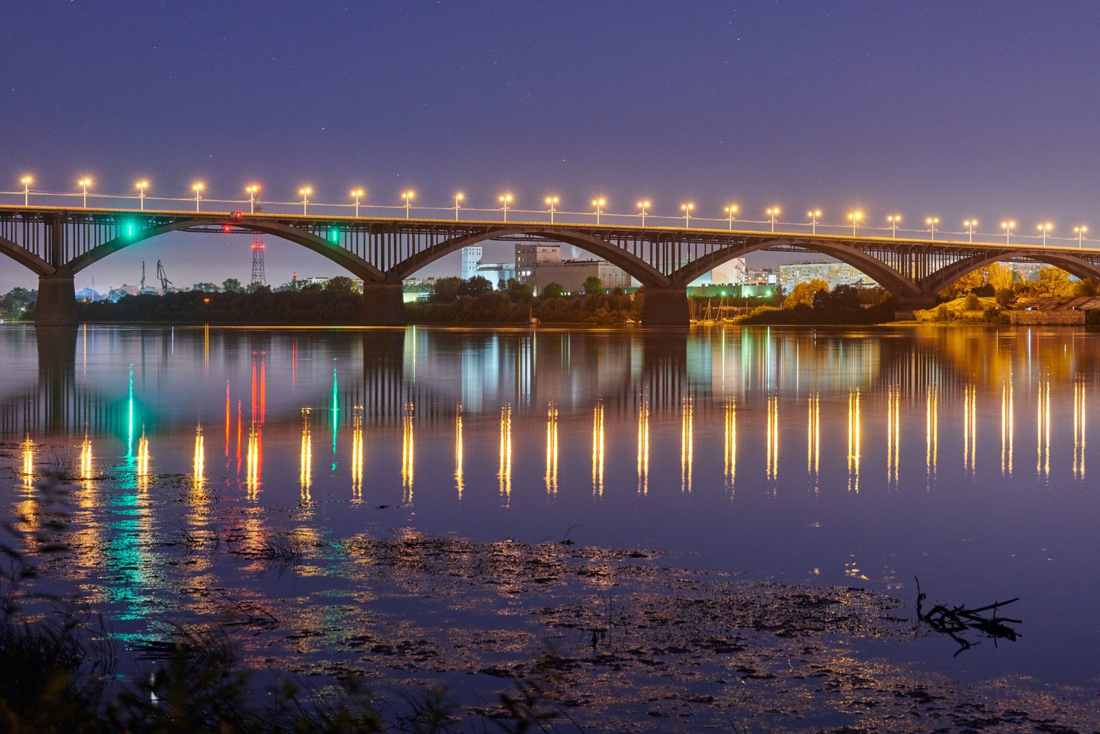 Night city bridge lighting